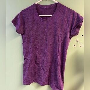 Lululemon Tshirt